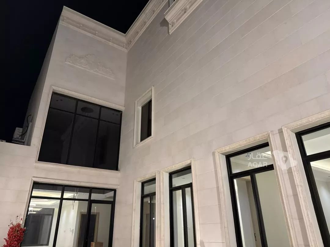 4 bedroom villa in Al Lulu, Eastern Province 2