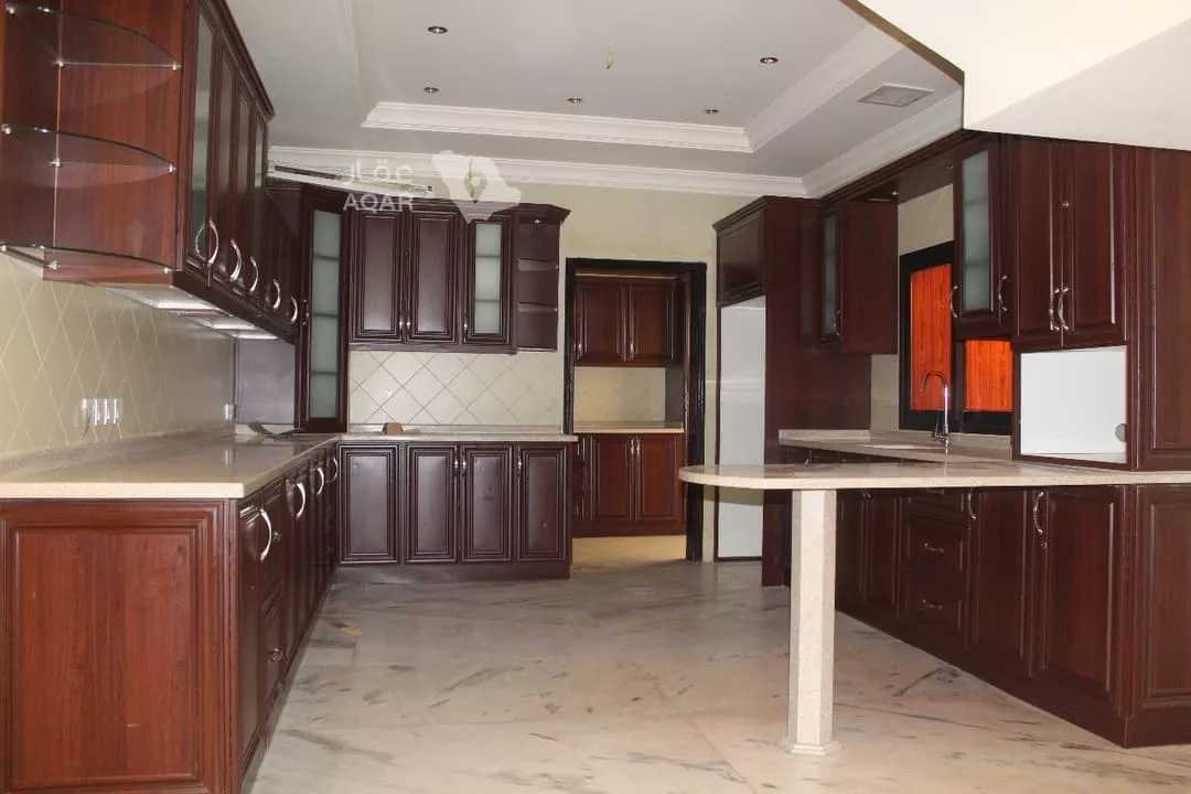 4 bedroom villa in At Tahliyah, Eastern Province 13