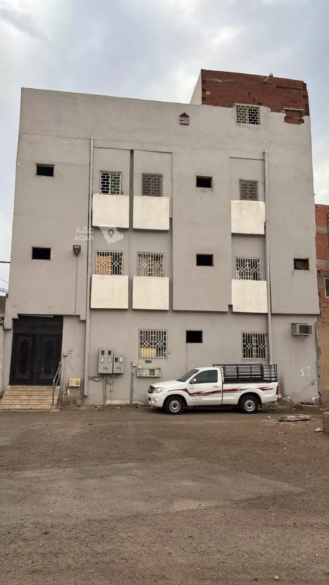 13 bedroom building in Al Areedh, Madinah