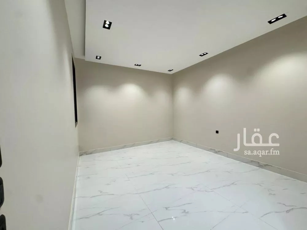 دور 5 غرف في غرناطة 19