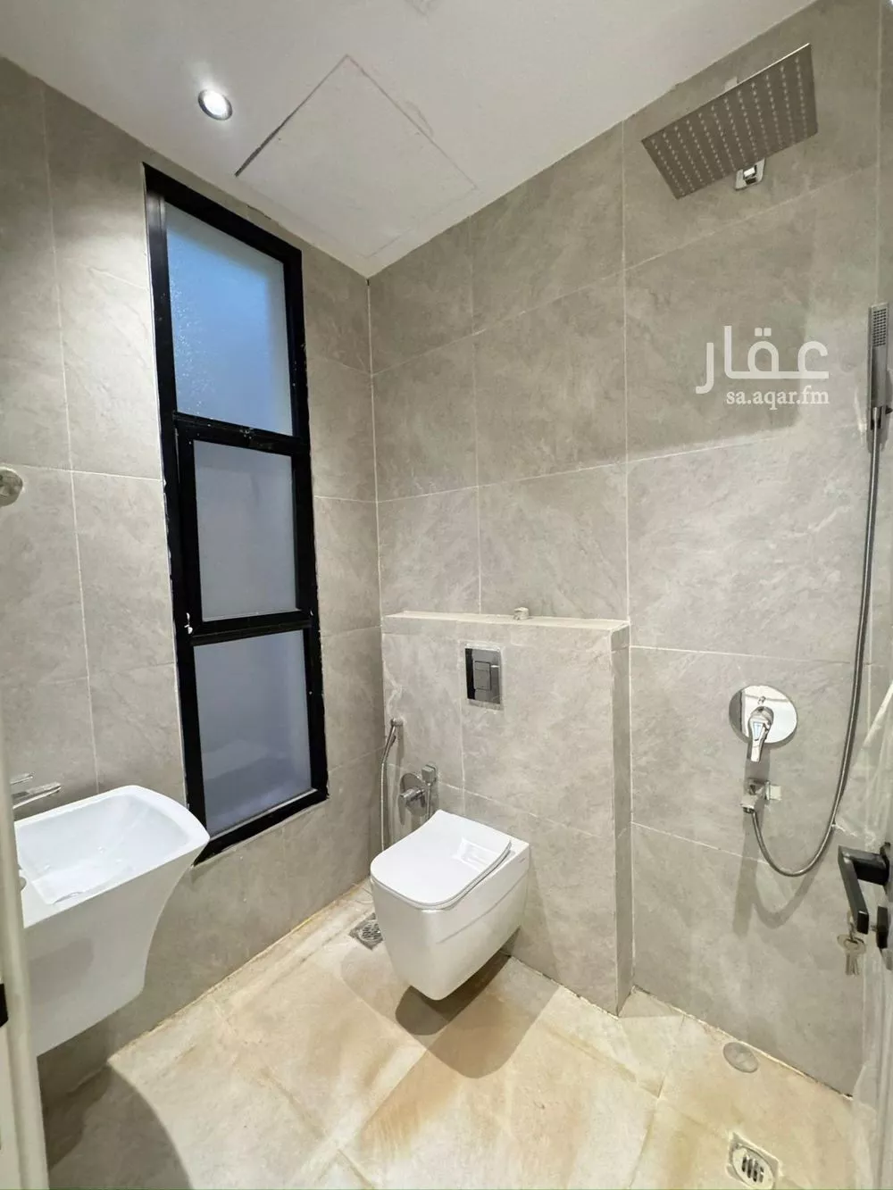 5 bedroom floor in Al Khaleej 16