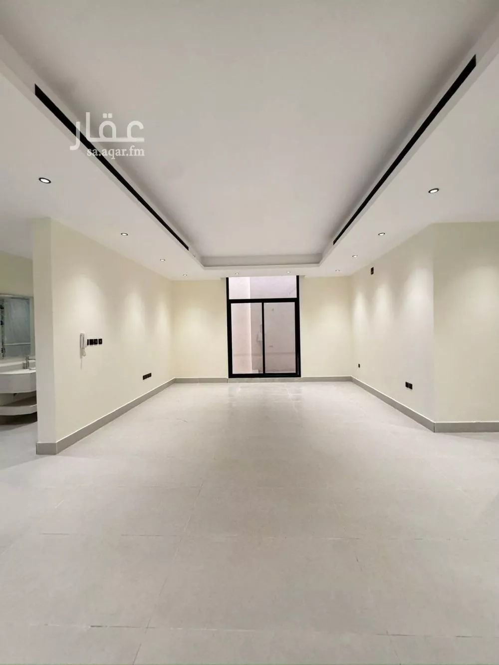 5 bedroom floor in Al Khaleej 10