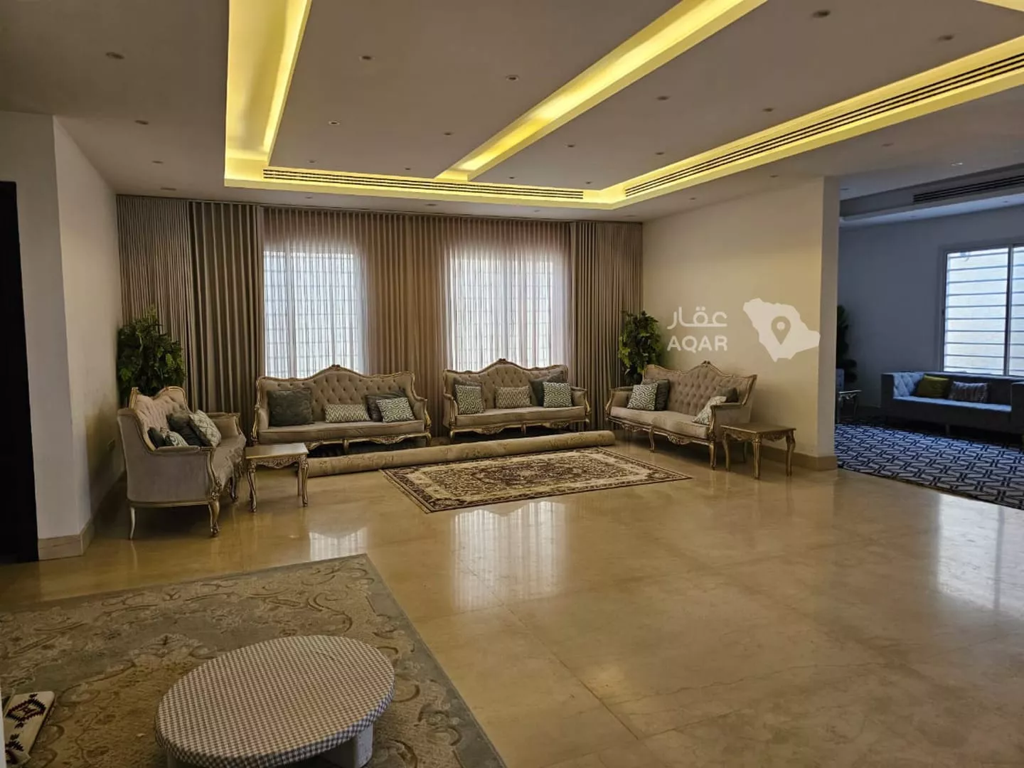 4 bedroom villa in Al Aridh, Riyadh 14