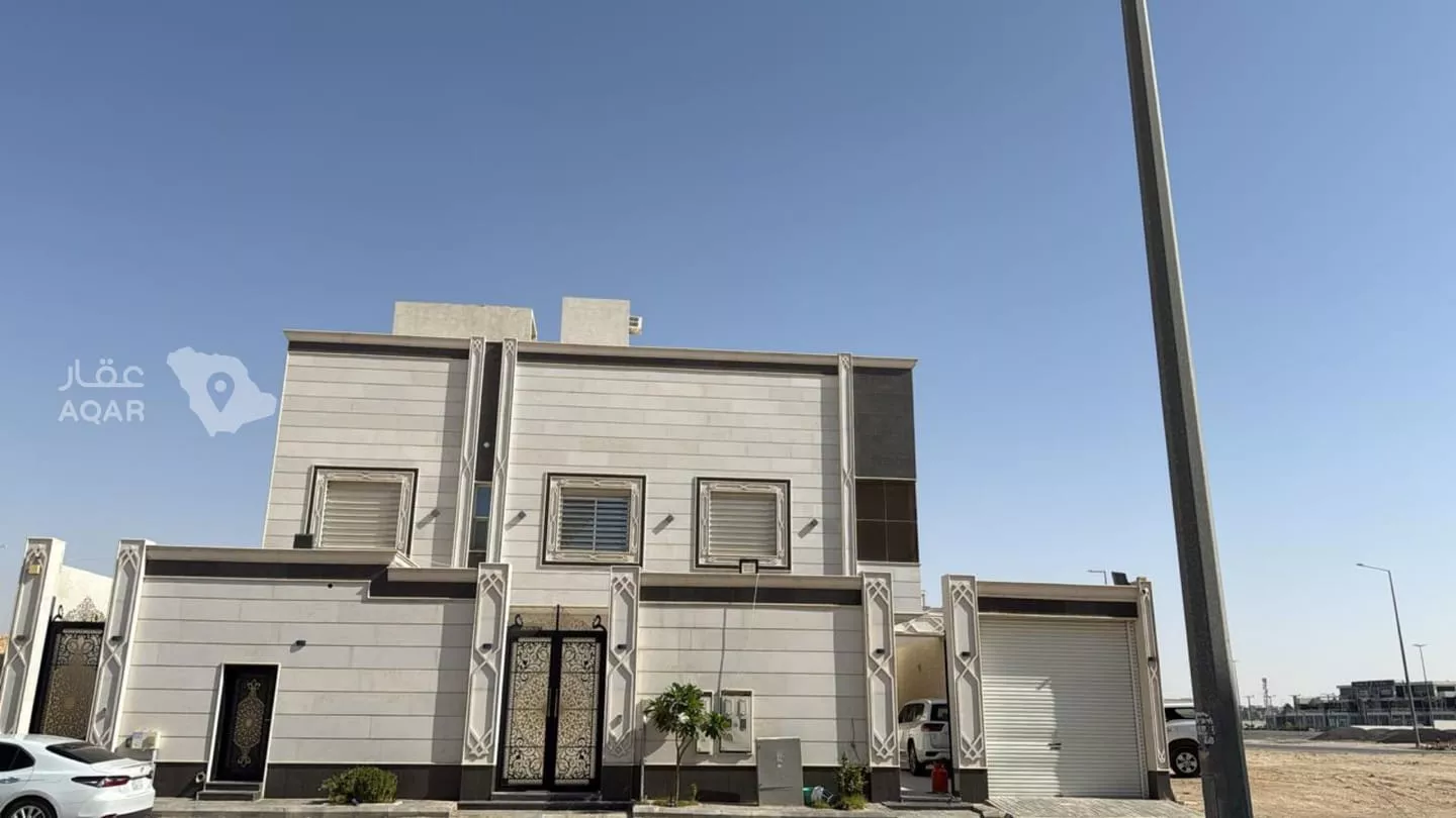 4 bedroom villa in Al Aridh, Riyadh 30