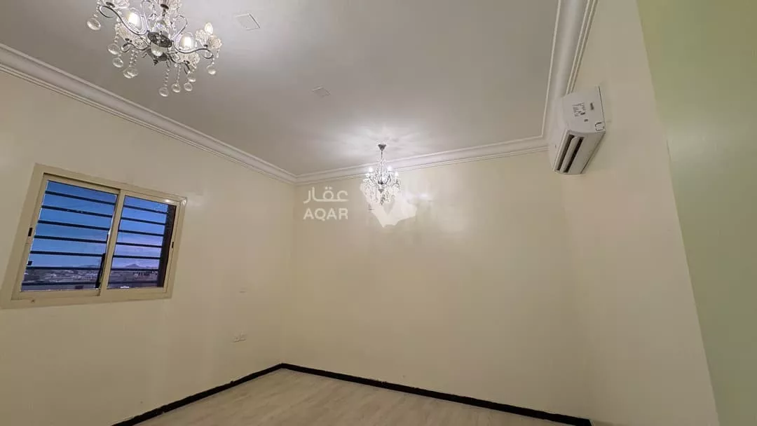 شقة في المعمورة