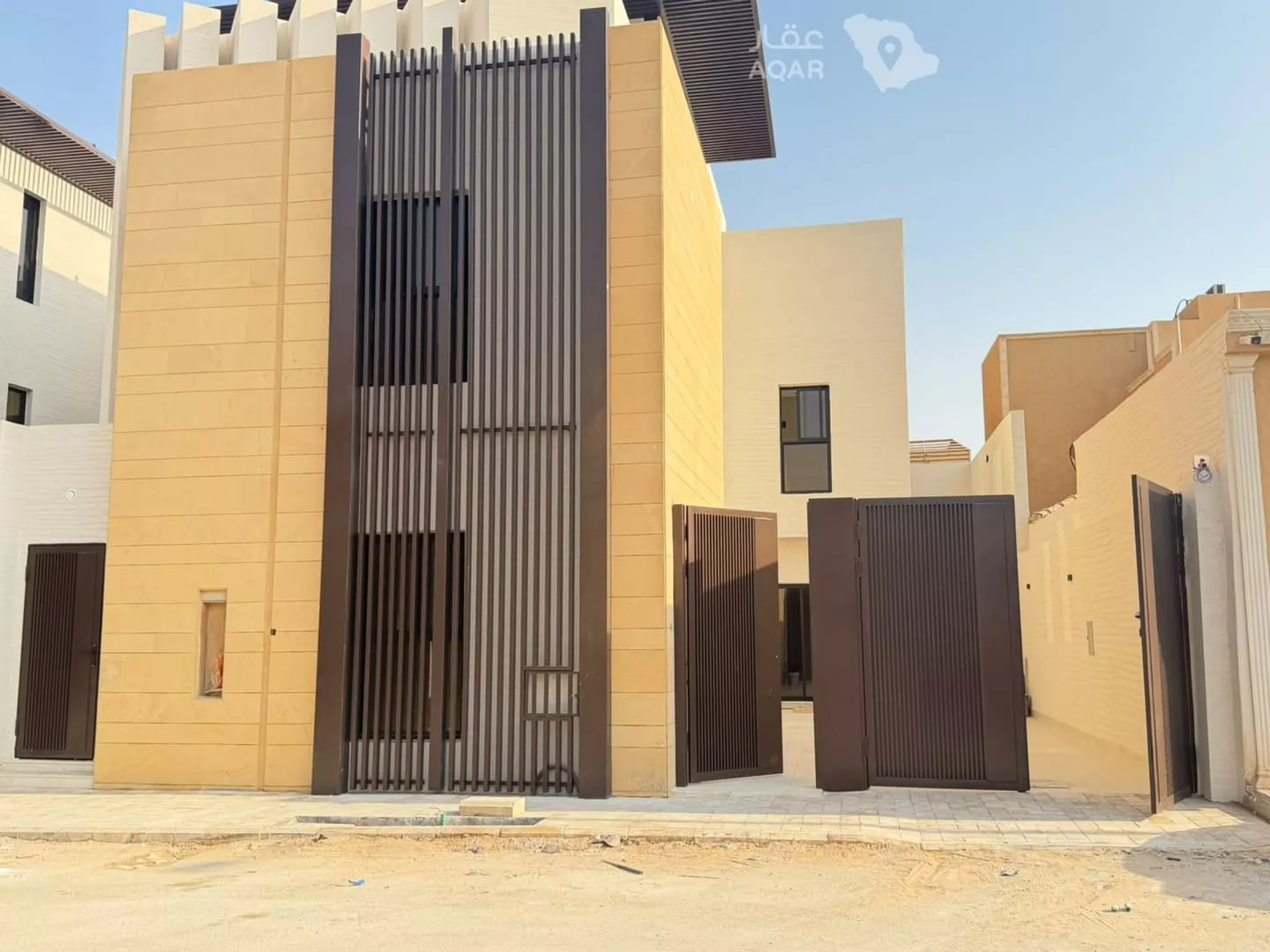 4 bedroom villa in Irqah, Riyadh 2