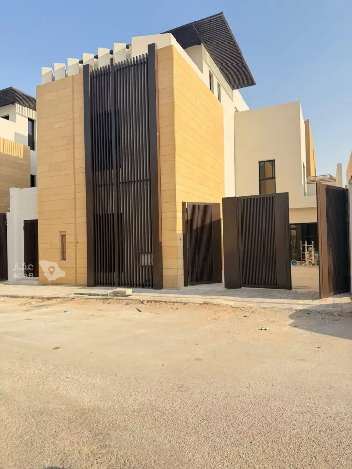 4 bedroom villa in Irqah, Riyadh 5