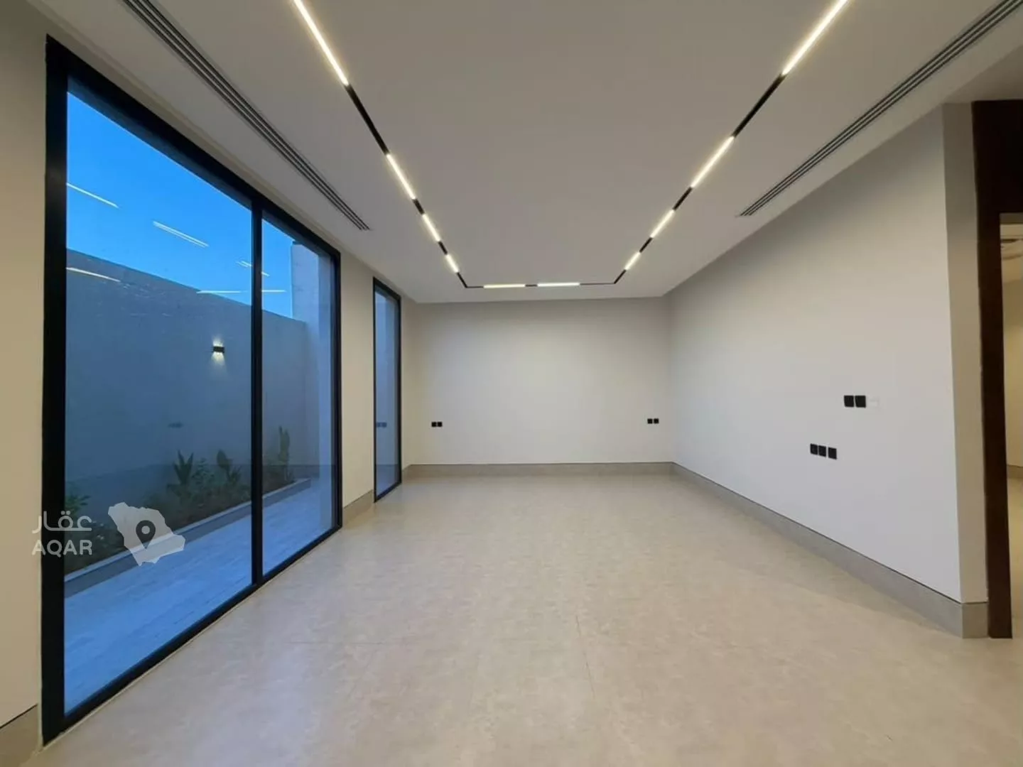 4 bedroom villa in Al Aridh, Riyadh 7