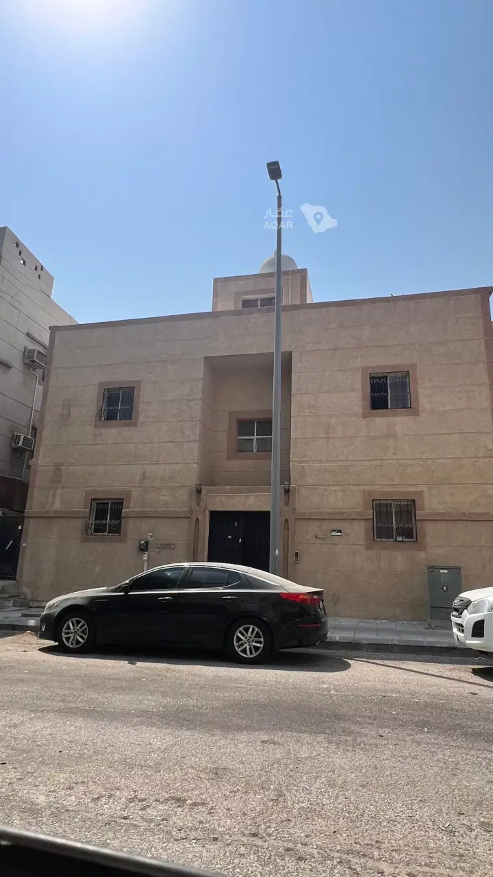 3 bedroom apartment in Al Aqrabiyah, Eastern Province