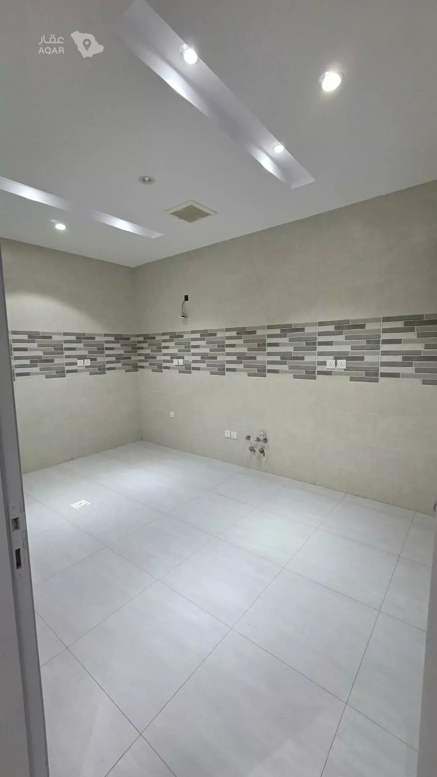 3 bedroom apartment in Al Nuzhah, Jeddah 19