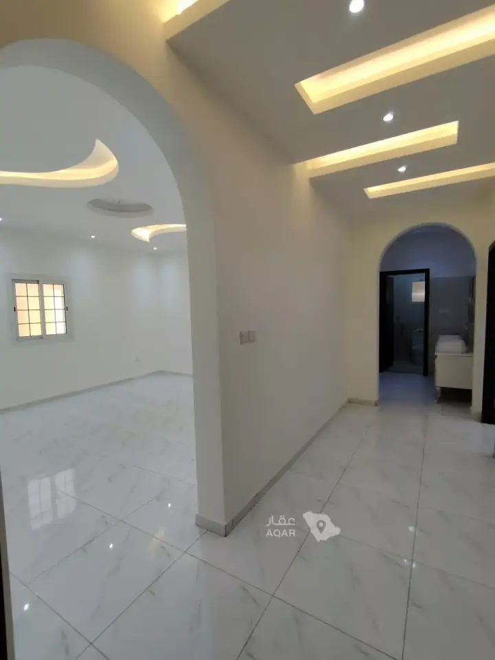 5 bedroom apartment in Al Yaqout, Jeddah 12