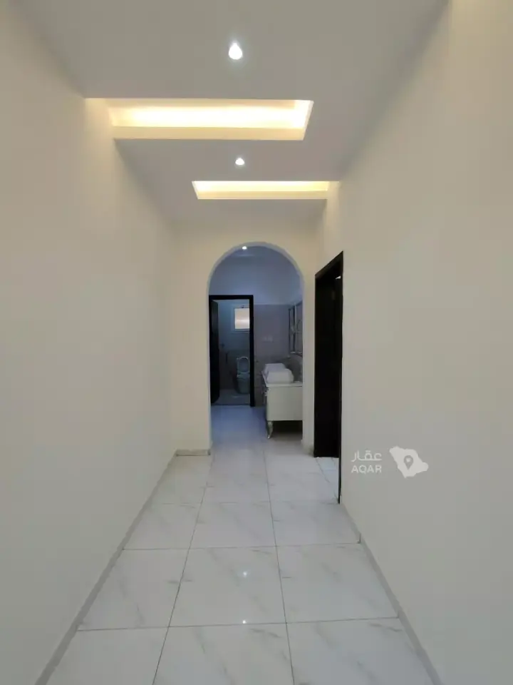 5 bedroom apartment in Al Yaqout, Jeddah 10