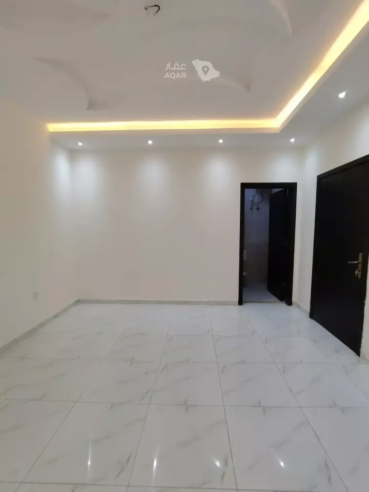5 bedroom apartment in Al Yaqout, Jeddah 8