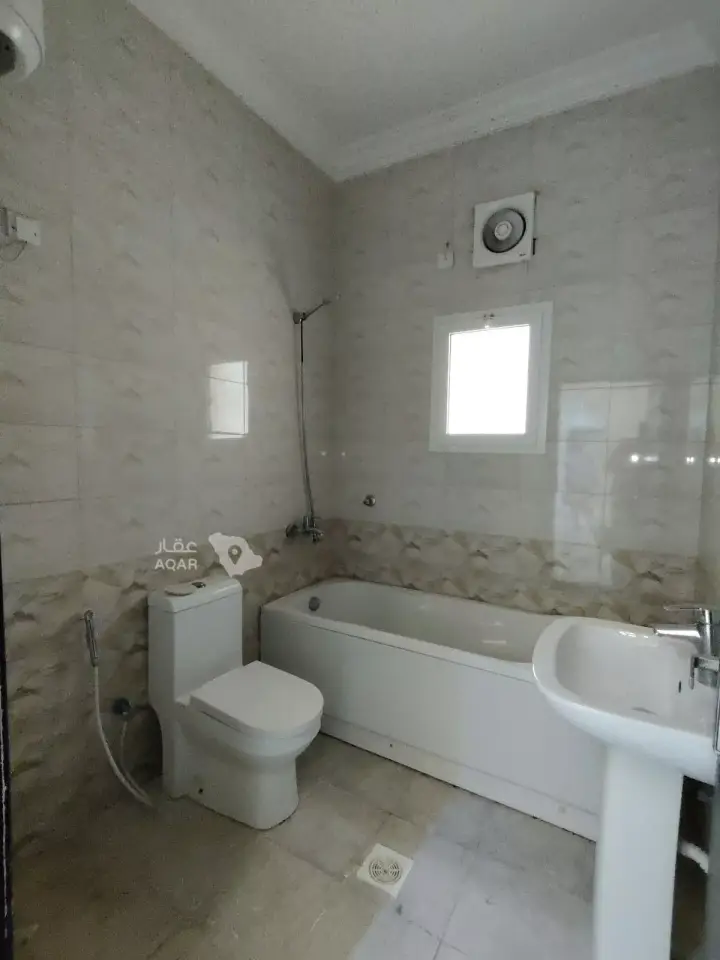 5 bedroom apartment in Al Yaqout, Jeddah 15