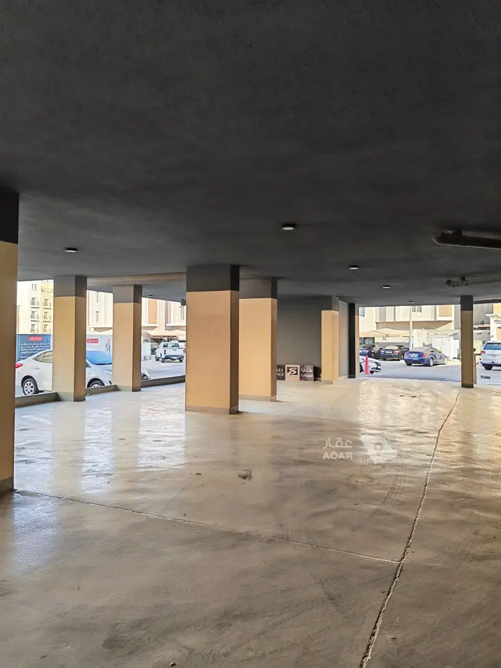 3 bedroom apartment in Hajar, Eastern Province 21