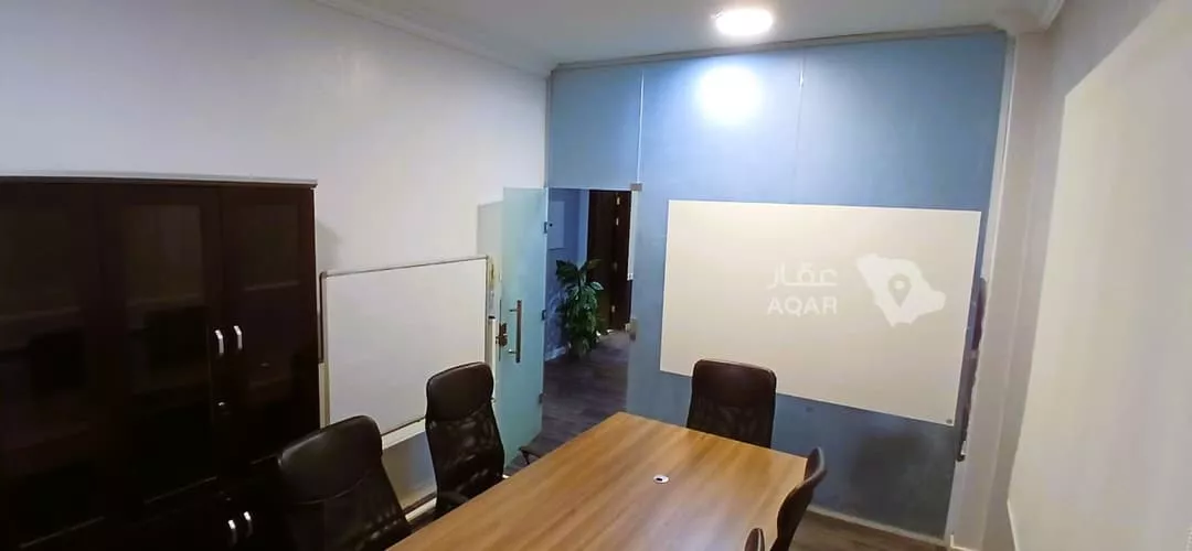 3 bedroom office in Al Qairawan, Riyadh 7