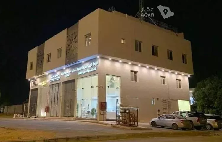 3 bedroom office in Al Qairawan, Riyadh