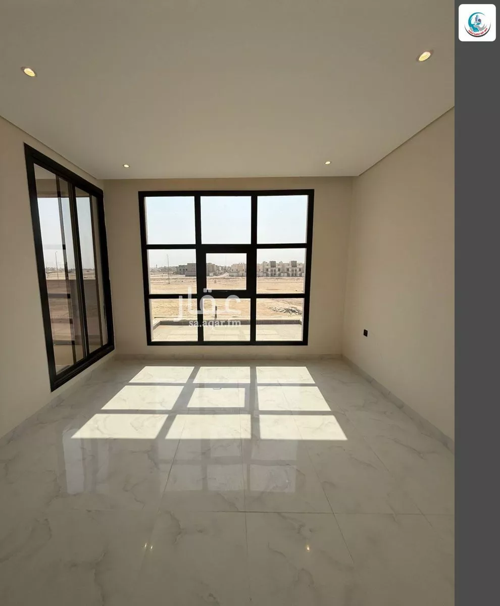 5 bedroom floor in Al Janadriyah 7