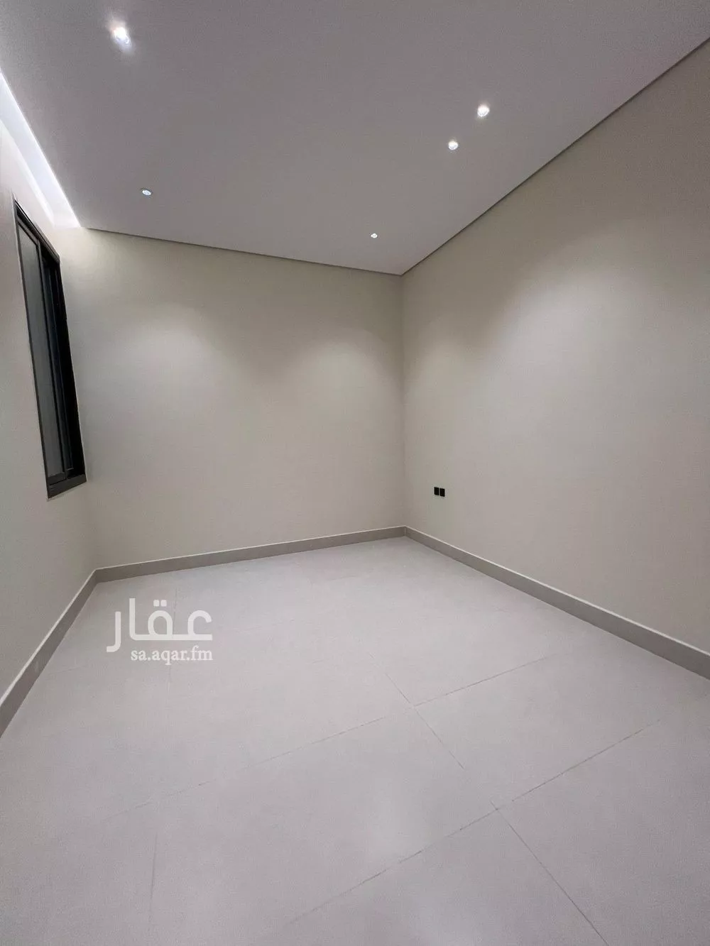 دور 7 غرف في الرمال 12
