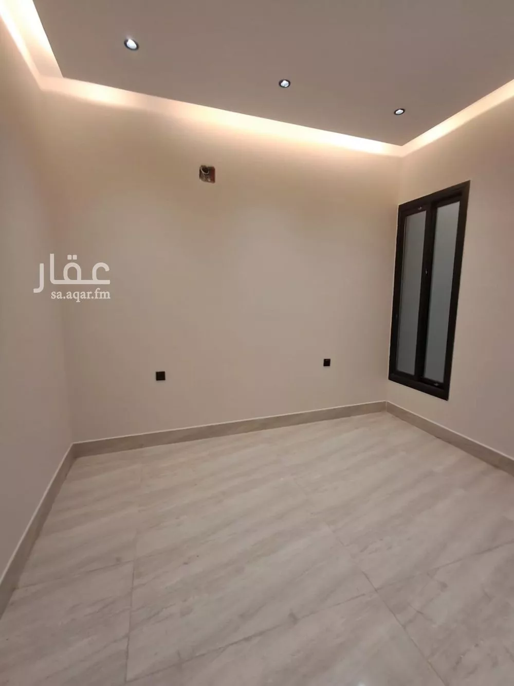 5 bedroom floor in Dirab 13
