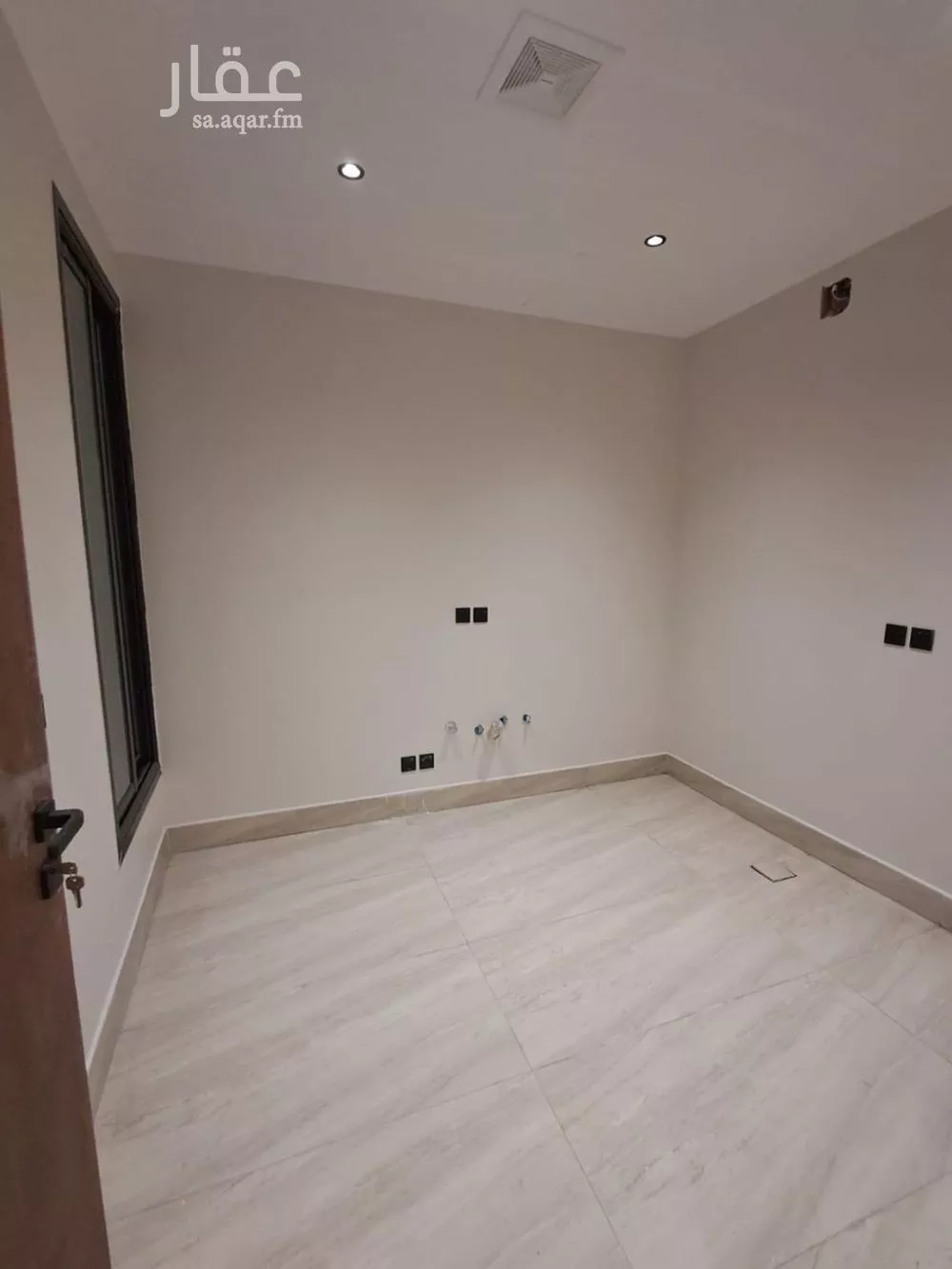5 bedroom floor in Dirab 14
