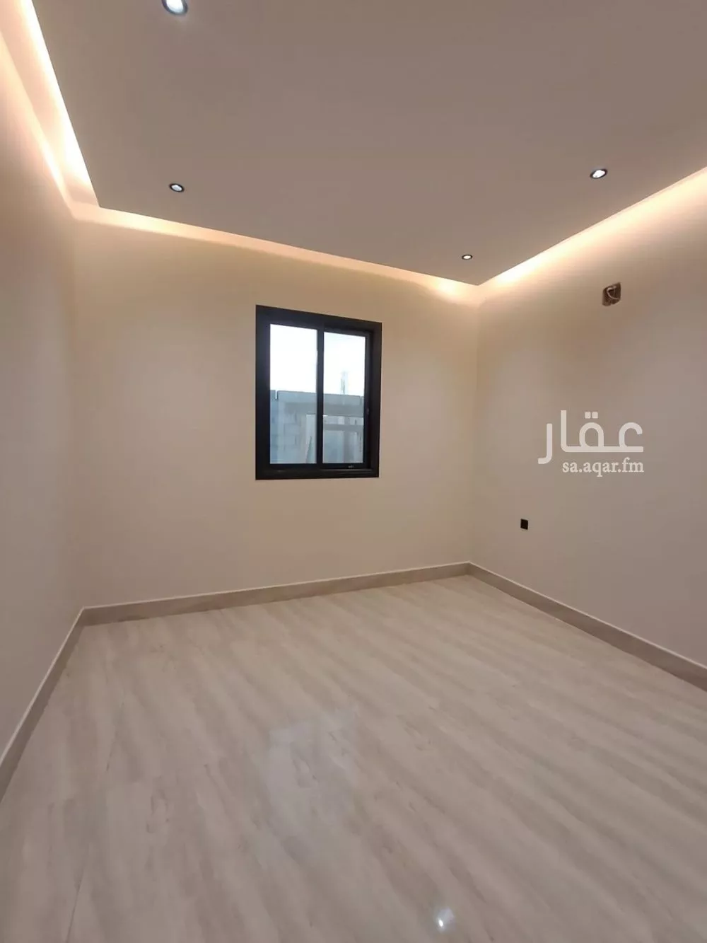 5 bedroom floor in Dirab 10