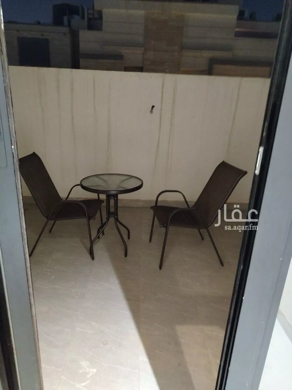 دور 6 غرف في العارض 17