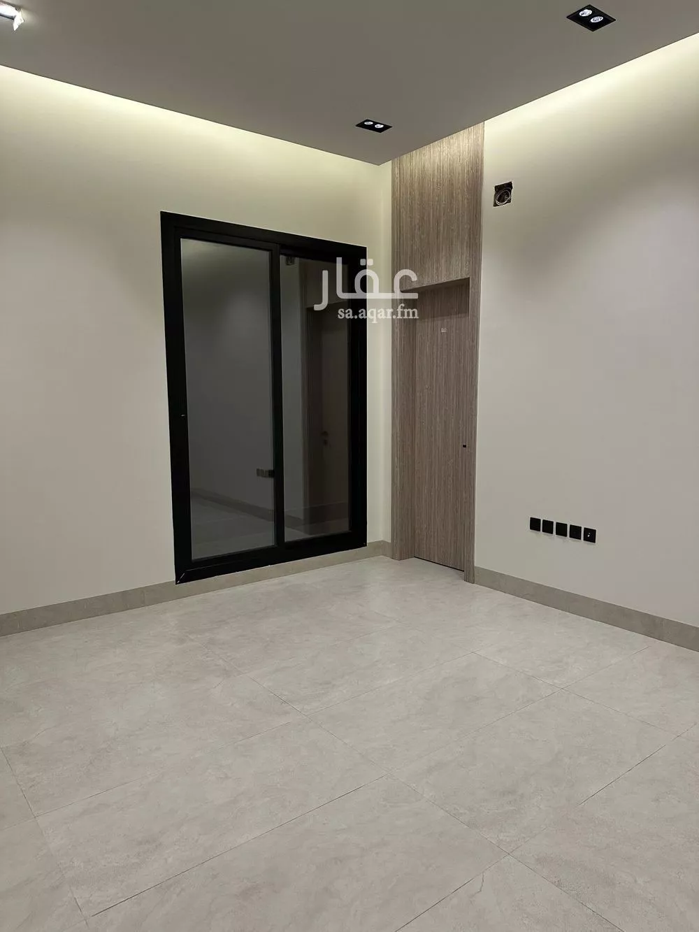 دور 4 غرف في العارض 7