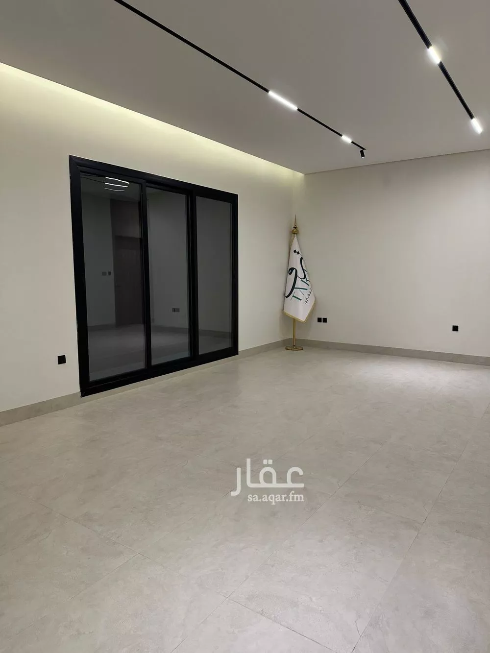 دور 4 غرف في العارض 8