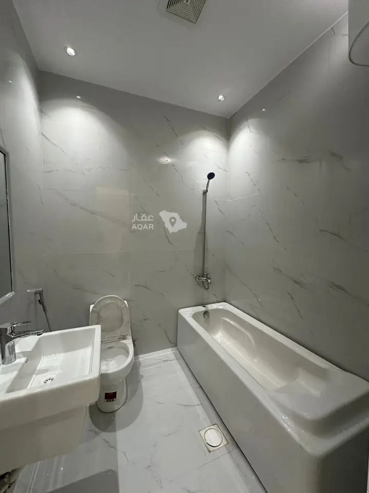 3 bedroom apartment in As Saadah, Riyadh 6