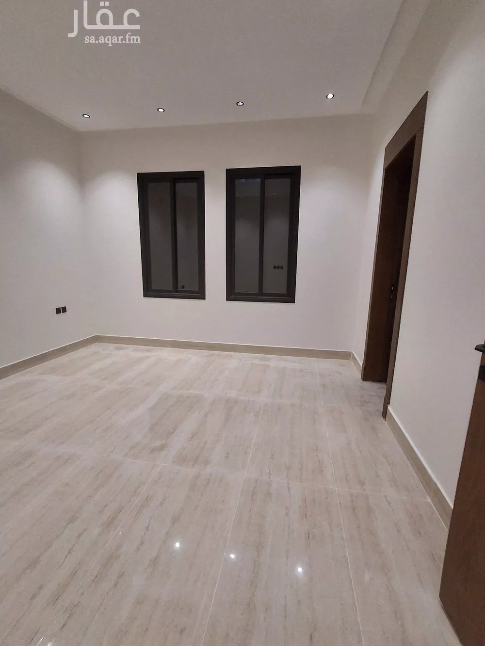 3 bedroom floor in Dhahrat Namar 20
