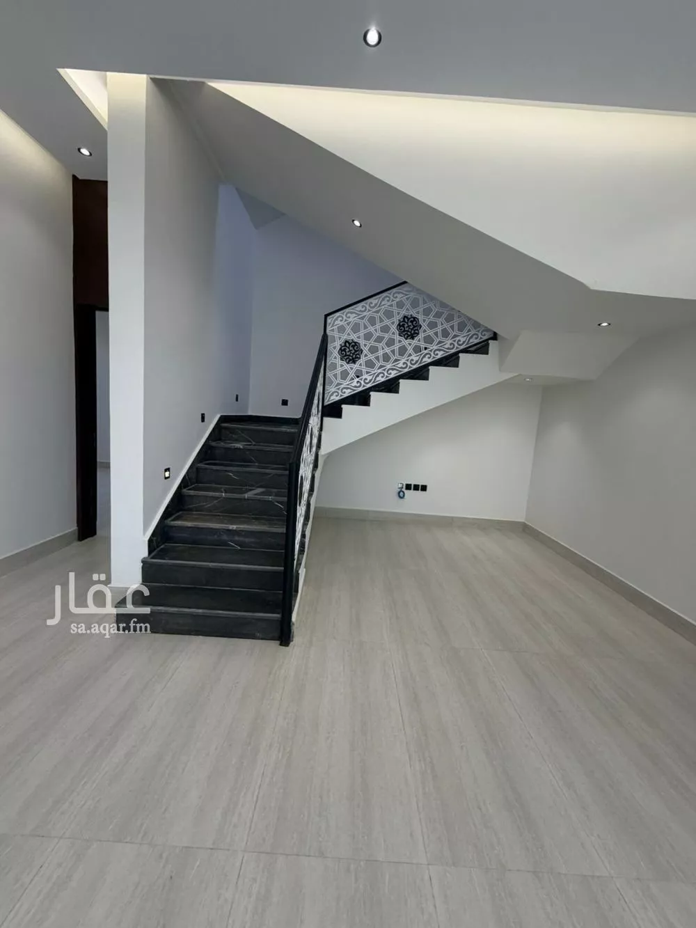 5 bedroom villa in An Nadhim 13