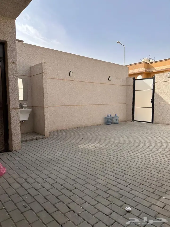3 bedroom villa in Al Maseef, Riyadh 8