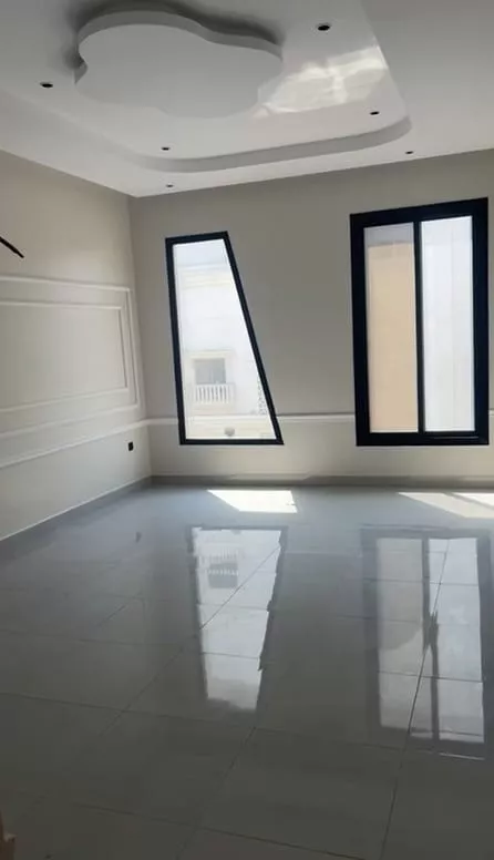 5 bedroom apartment in Ar Rayan, Jeddah 13