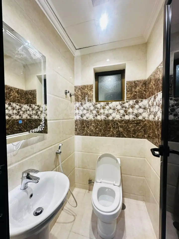 2 bedroom apartment in Az Zuhur, Eastern Province 4