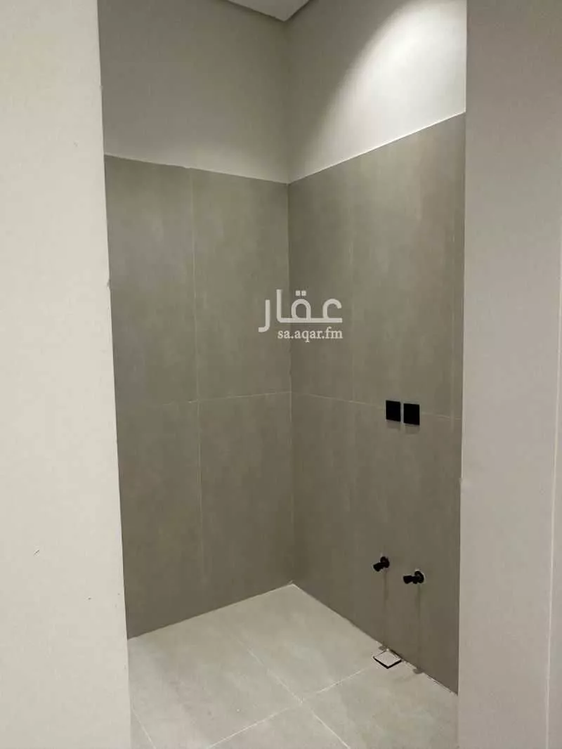 7 bedroom floor in Al Janadriyah 10