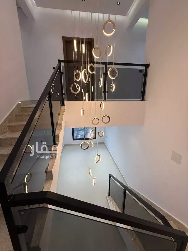7 bedroom floor in As Saadah 3