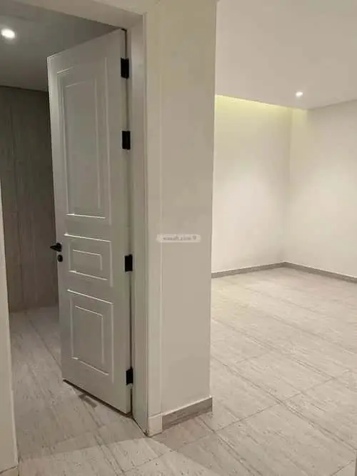 5 bedroom apartment in King Salman, Riyadh 9