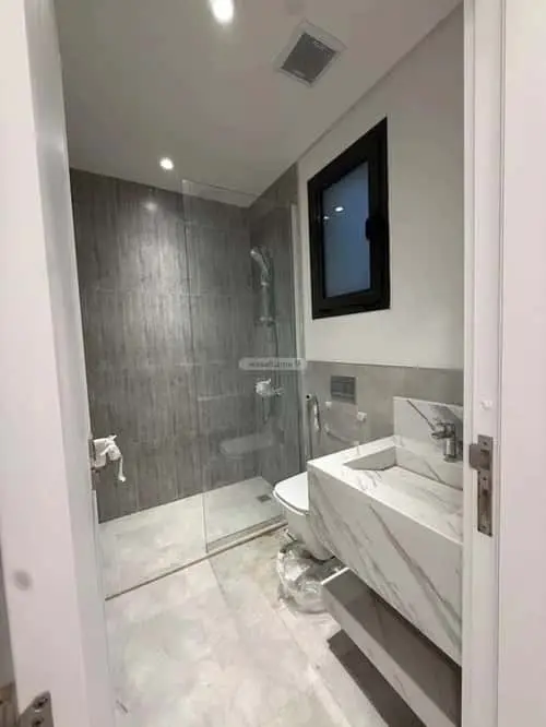 5 bedroom villa in Al Bashaer, Riyadh 14