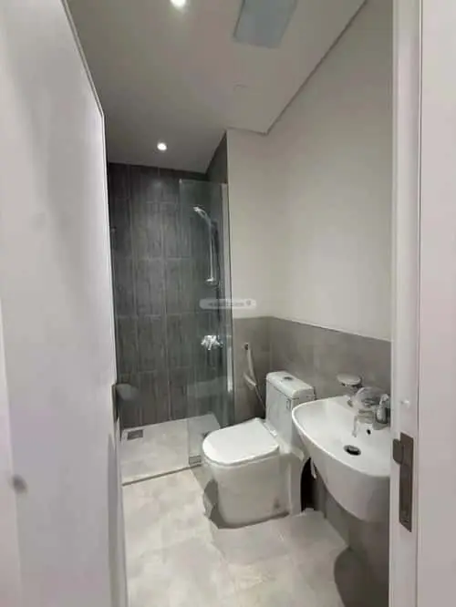 5 bedroom villa in Al Bashaer, Riyadh 7