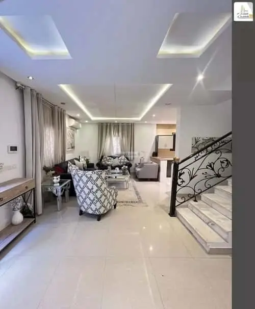 5 bedroom villa in King Abdullah, Riyadh 11