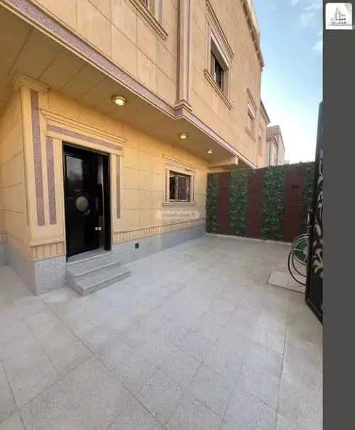 5 bedroom villa in King Abdullah, Riyadh 14