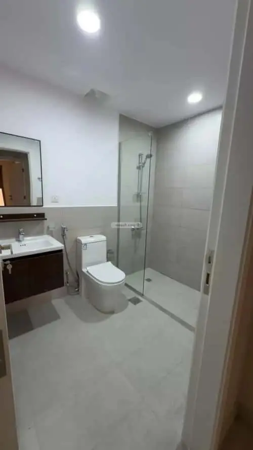 5 bedroom villa in Al Bashaer, Riyadh 10