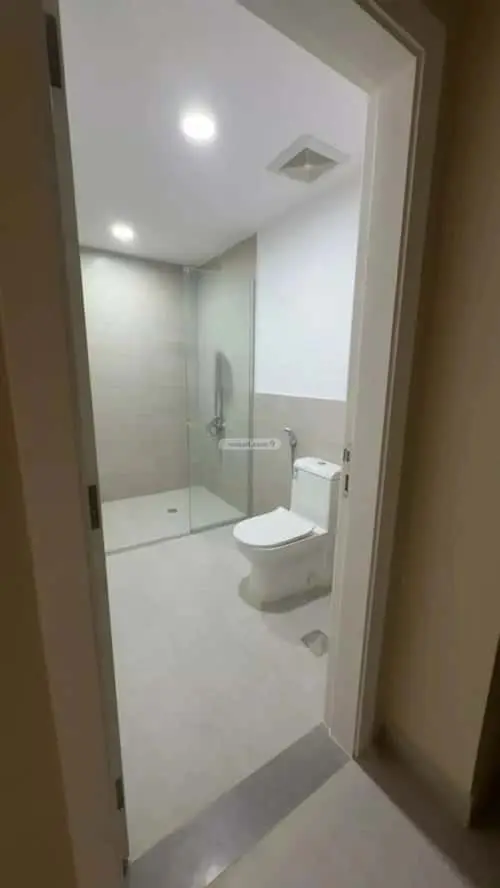 5 bedroom villa in Al Bashaer, Riyadh 2