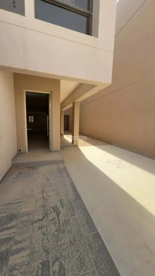 5 bedroom villa in Al Bashaer, Riyadh 11
