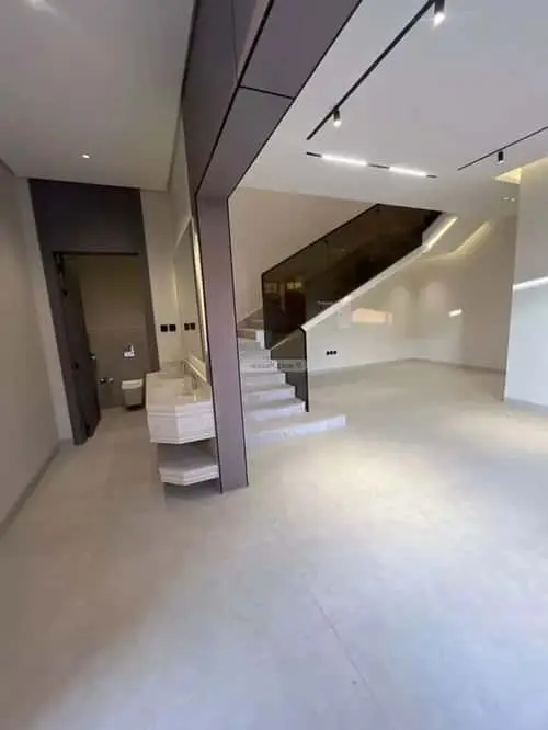 4 bedroom villa in Granada, Riyadh 7
