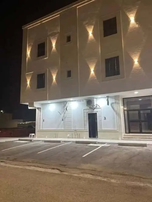 5 bedroom apartment in Al Sakb, Madinah 11