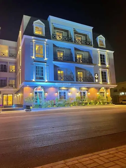 4 bedroom apartment in Al Nuzhah, Riyadh 17