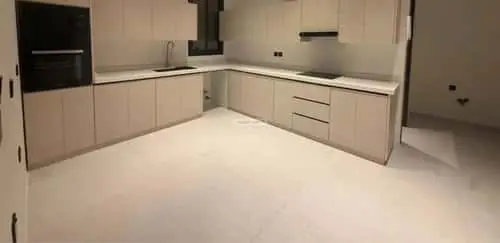 4 bedroom apartment in Al Safaa, Riyadh 2