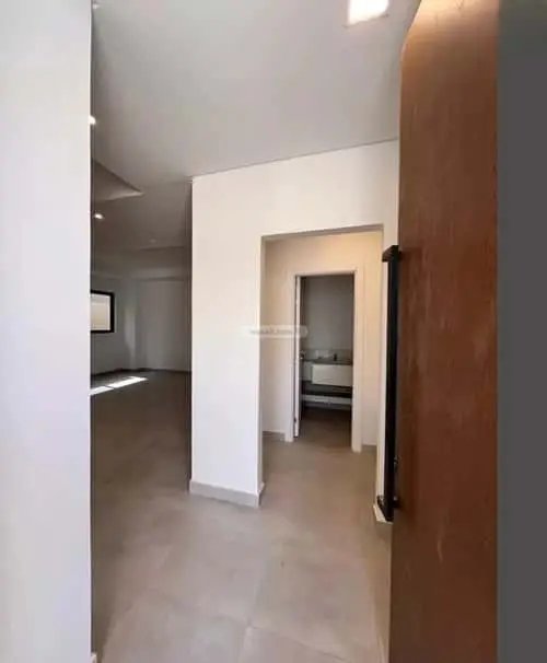 5 bedroom villa in Al Bashaer, Riyadh 9